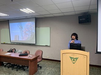 【112深耕1-5】112學年度第1學期 - 攝影之旅:發掘多元風格，捕捉情感與藝術圖片