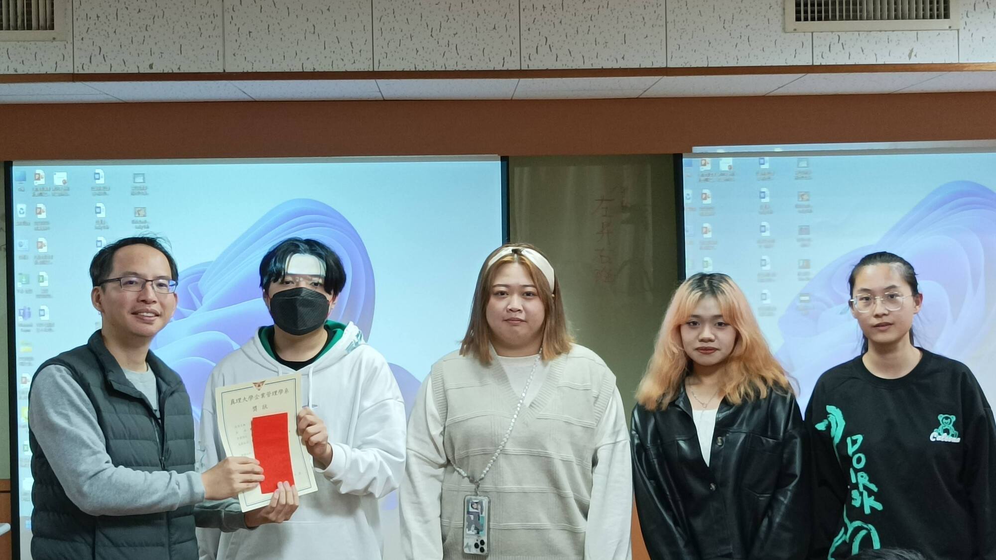 【112深耕1-3】112-1 學年 管理與資訊學院/企業管理系 「真企盃行銷傳播競賽」圖片